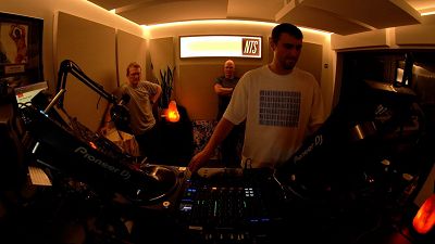 Caribou, Floating Points & Fred Again.. | Drumless Mix 23 Oct 2025 Video