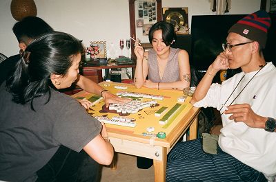 East Never Loses: MAHJONG RAP MONEY w/ Angie QQ