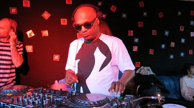 Traxx | Listen on NTS